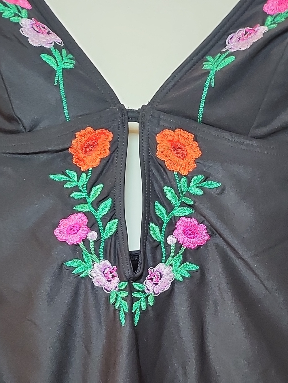 Kate Spade New York Marina Beach Halter Plunge One Piece Swimsuit black Sz Large - Picture 7 of 16